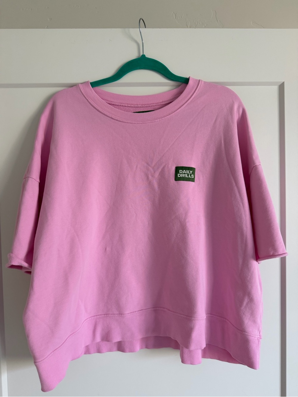 Daily Drills Cropped Sleeve Crew- Taffy